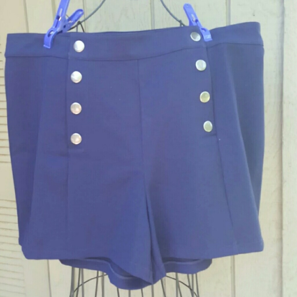 High Waisted Shorts (Plus)